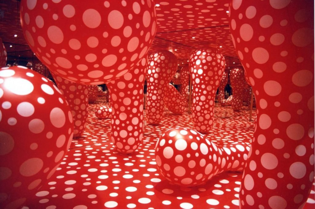 Quién es Yayoi Kusama y las 5 obras 3 2 14