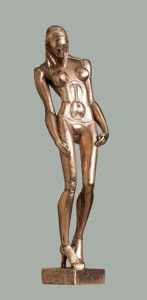 Los 6 mejores escultores españoles actuales 4 polished brass figure 2017 38cm