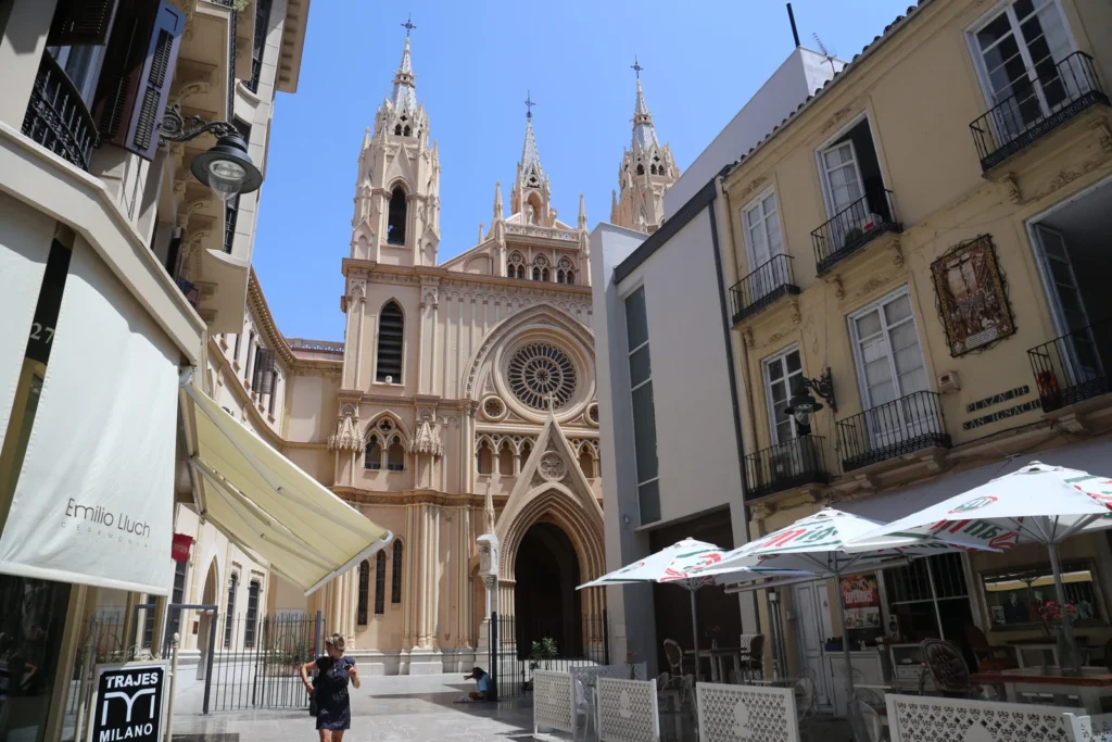 Top 5 actividades con amigos en Málaga 10 Centro Historico Malaga Spain scaled 1