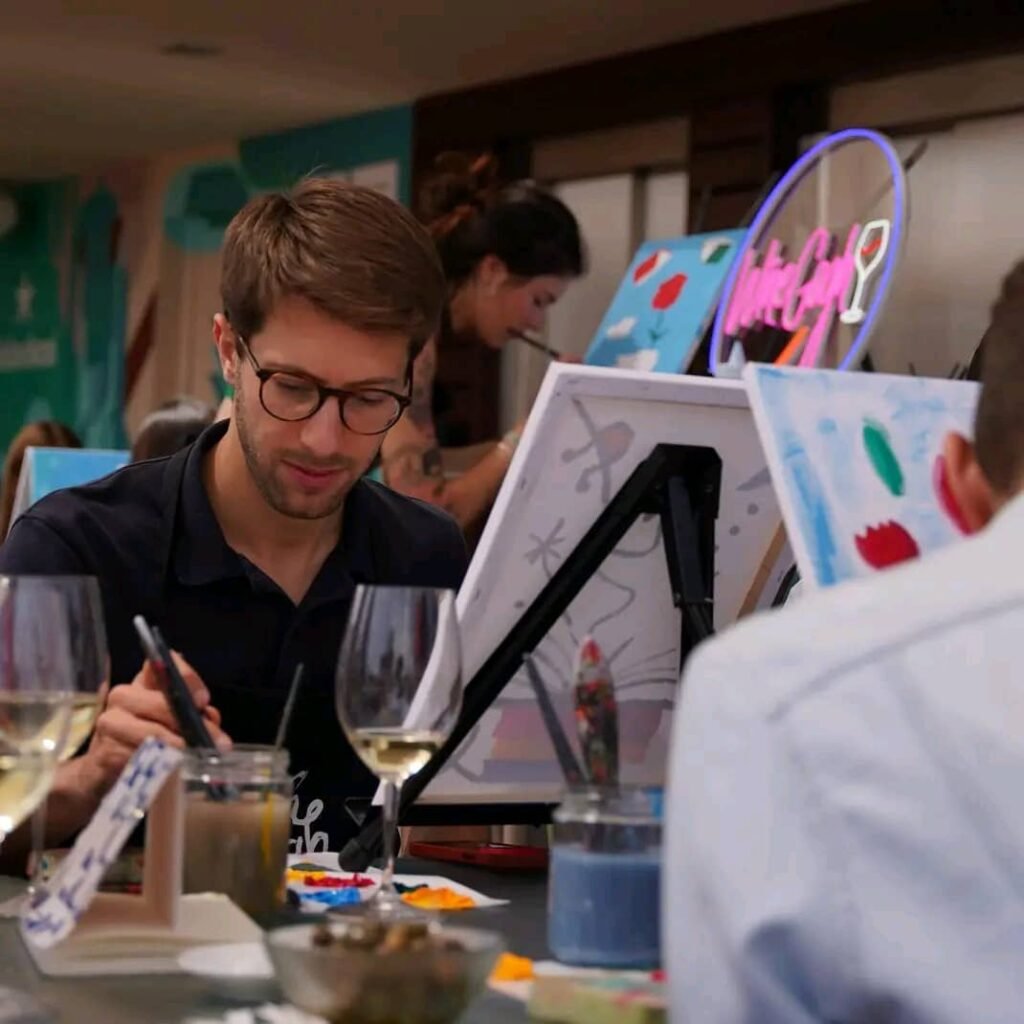 5 planes Madrid que no te puedes perder 11 Wine Gogh