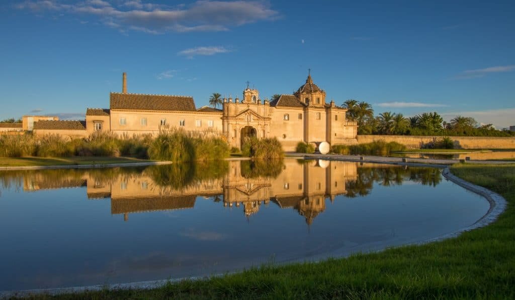 Exposiciones Sevilla: Explorando el Arte y la Cultura en 5 lugares 4 Wine Gogh