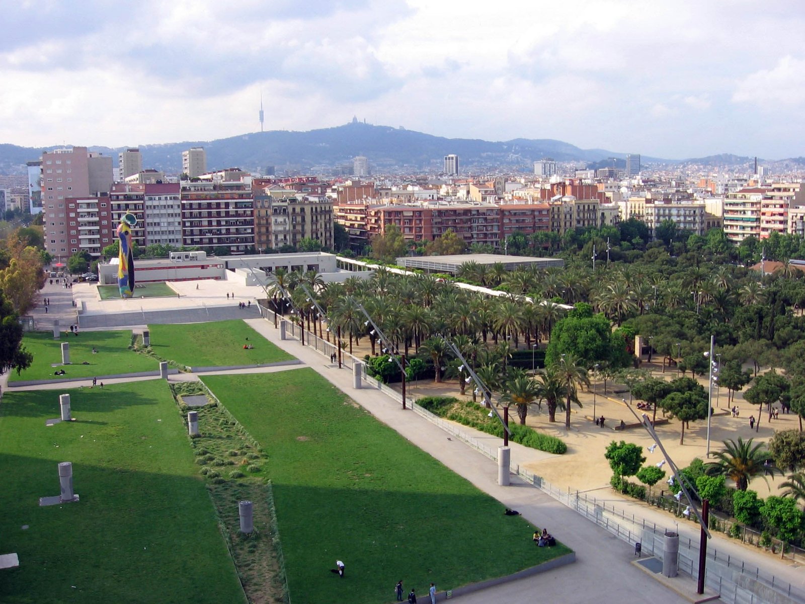 4 Parque Infantil y Wine Gogh en Barcelona 2 Wine Gogh