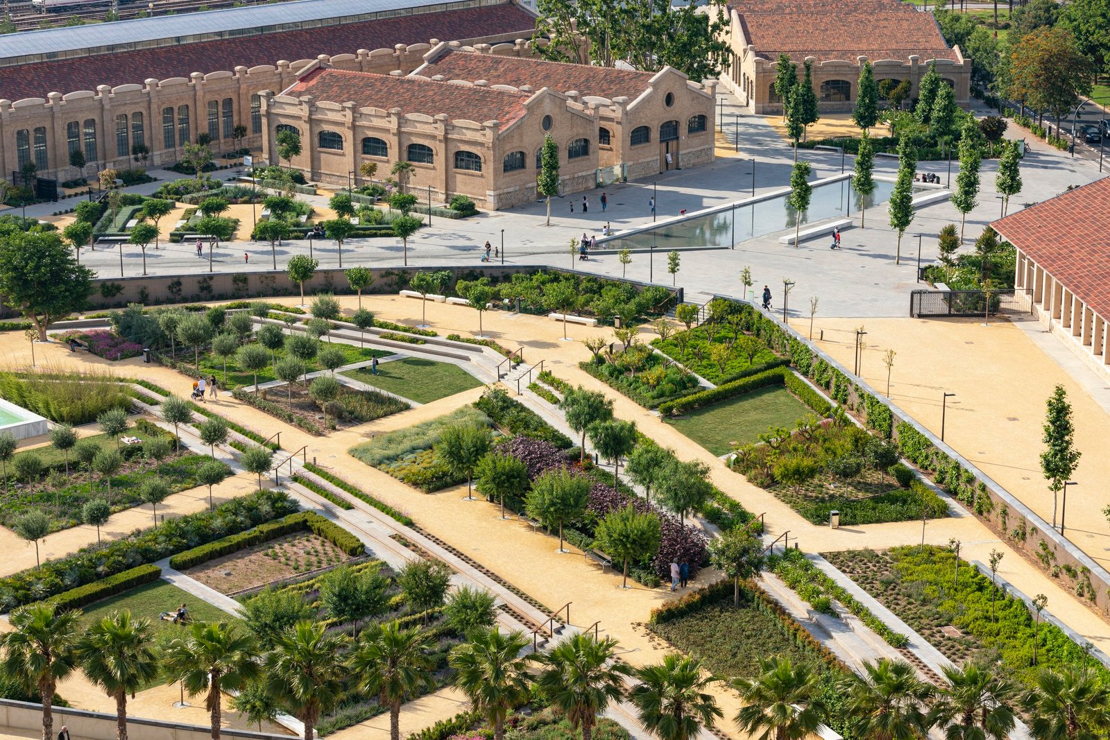 5 Parque Infantil y Wine Gogh en Valencia 3 Wine Gogh