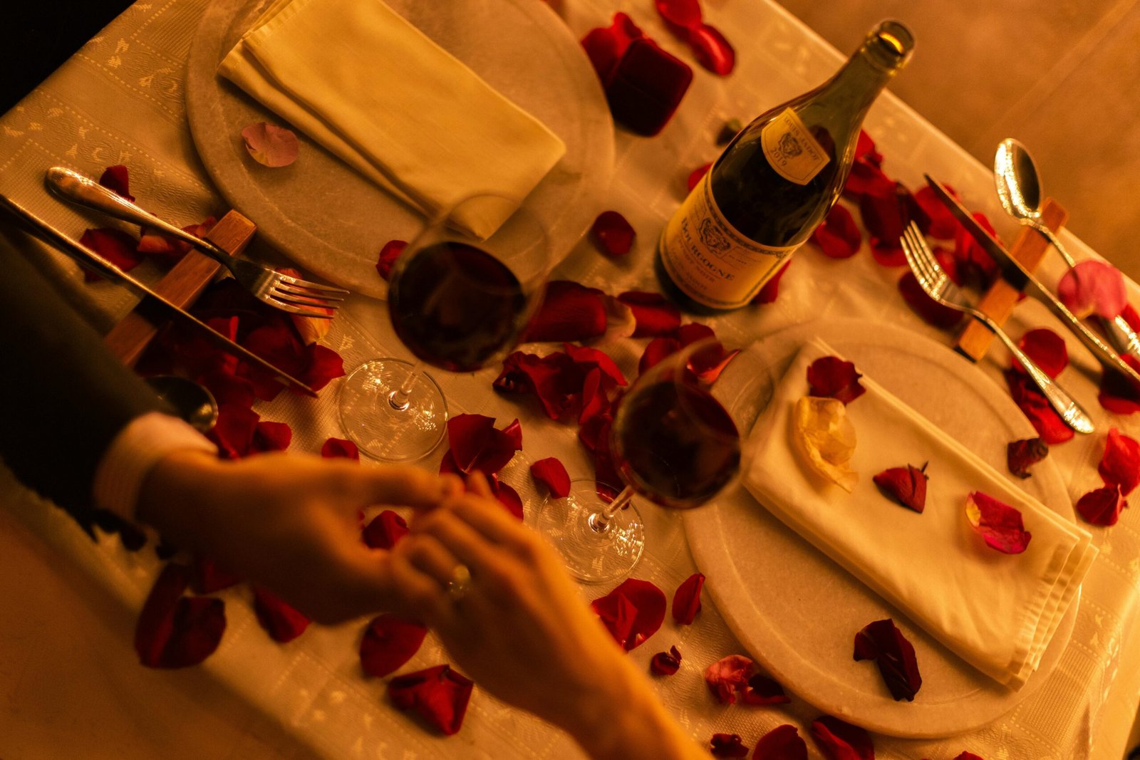 Cena Romantica Sevilla; Una Cena Romántica en Sevilla, Sabores, Encanto y Romance en la Capital Andaluza Top 5 3 Wine Gogh