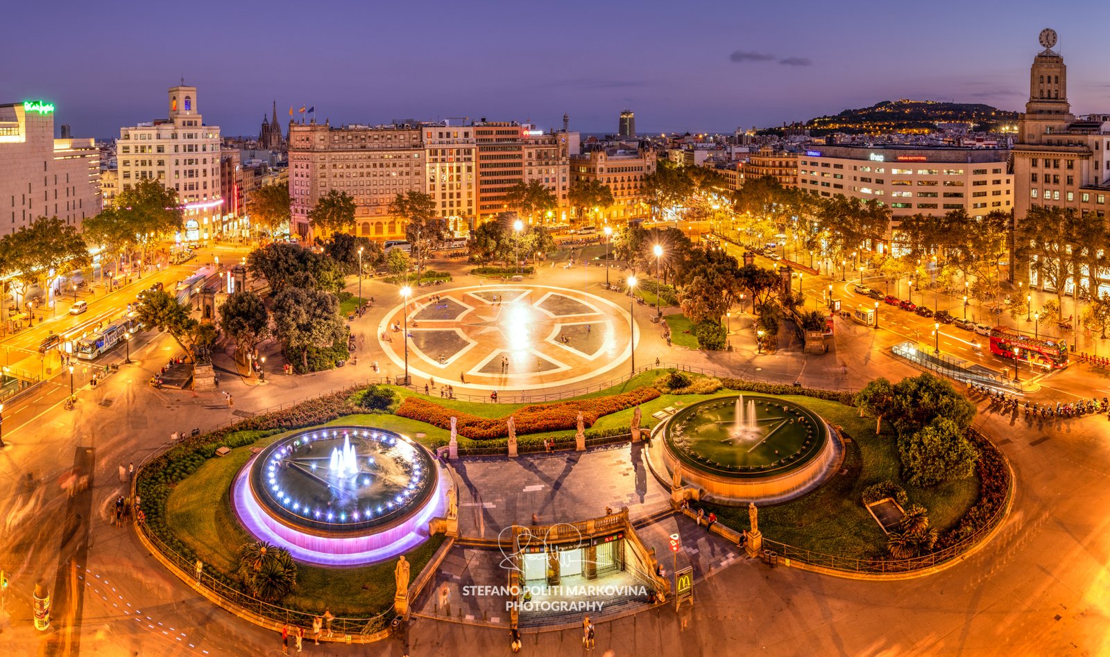 Plaza Catalunya: 1 De Los Corazones de Barcelona 3 Wine Gogh