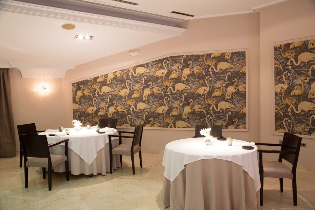 Restaurante Chirón en Madrid: 1 Joya Gastronómica 2 Wine Gogh
