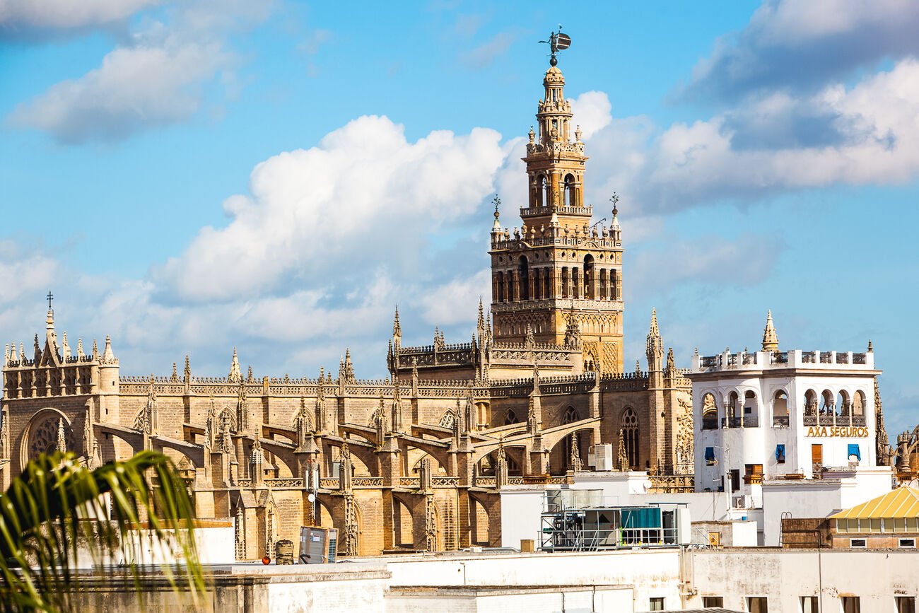 La Giralda de Sevilla: 1 Historia, Arquitectura y Significado 3 Wine Gogh