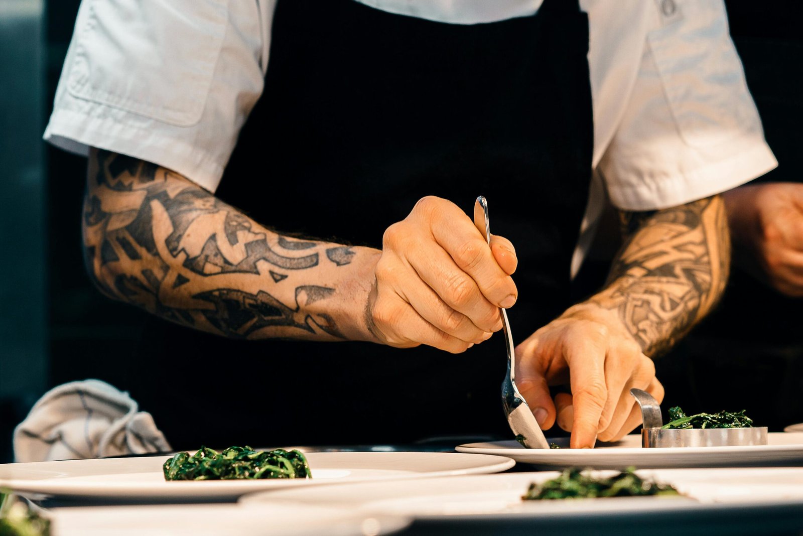 Menú Barcelona; Descubre la Exquisita Gastronomía de Barcelona Top 5 Menús Imperdibles para una Experiencia Culinaria Inolvidable 3 Wine Gogh