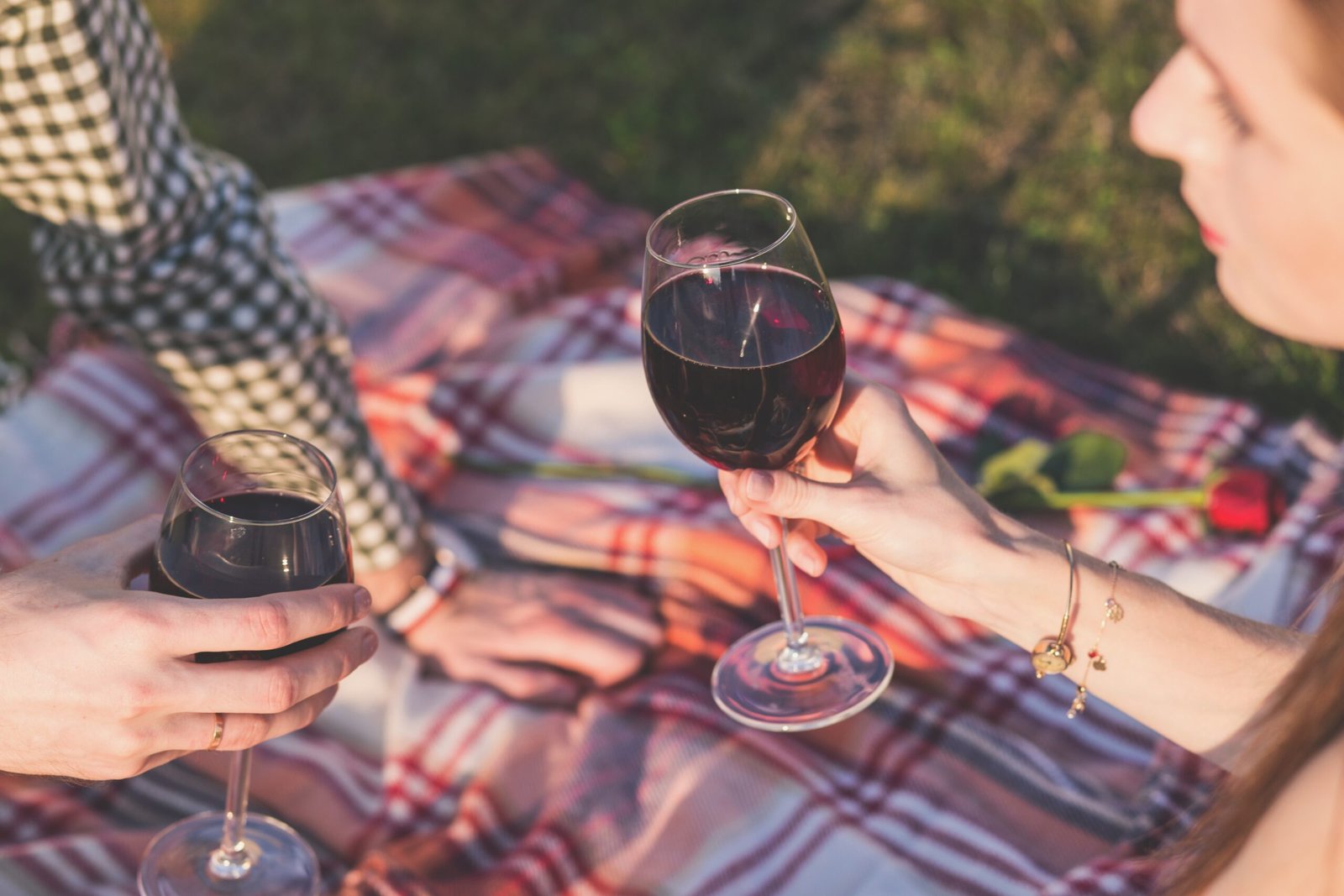 Ligar Valencia; Descubre el Arte del Romance, Ligar en Valencia con Wine Gogh y Otras Experiencias Memorables Top 7 7 Wine Gogh