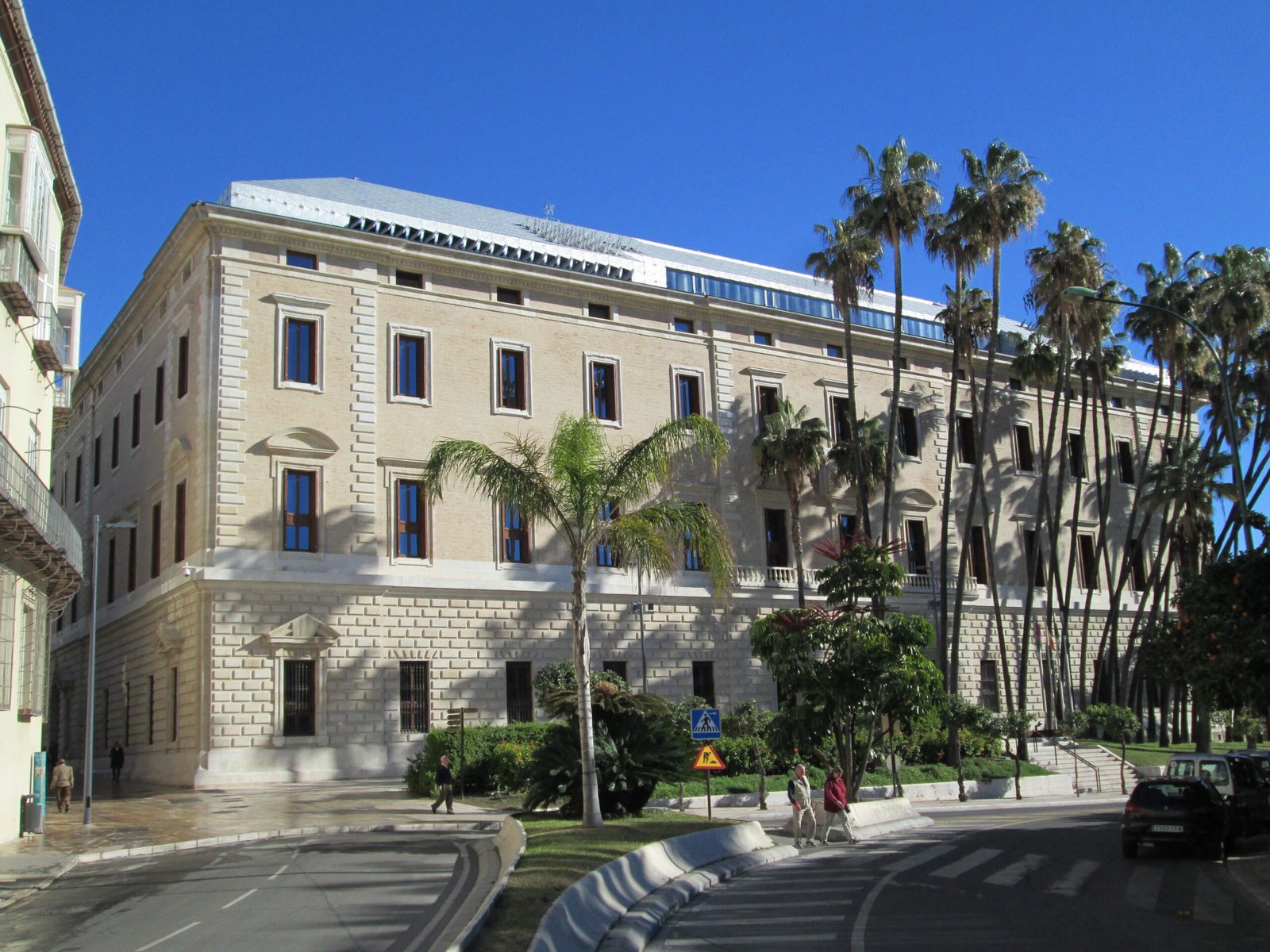 Malaga Museos; Descubre los Mejores Museos de Málaga Top 5 y la Experiencia Artística de Wine Gogh en Barcelona con Arte, Historia y Cultura 4 Wine Gogh