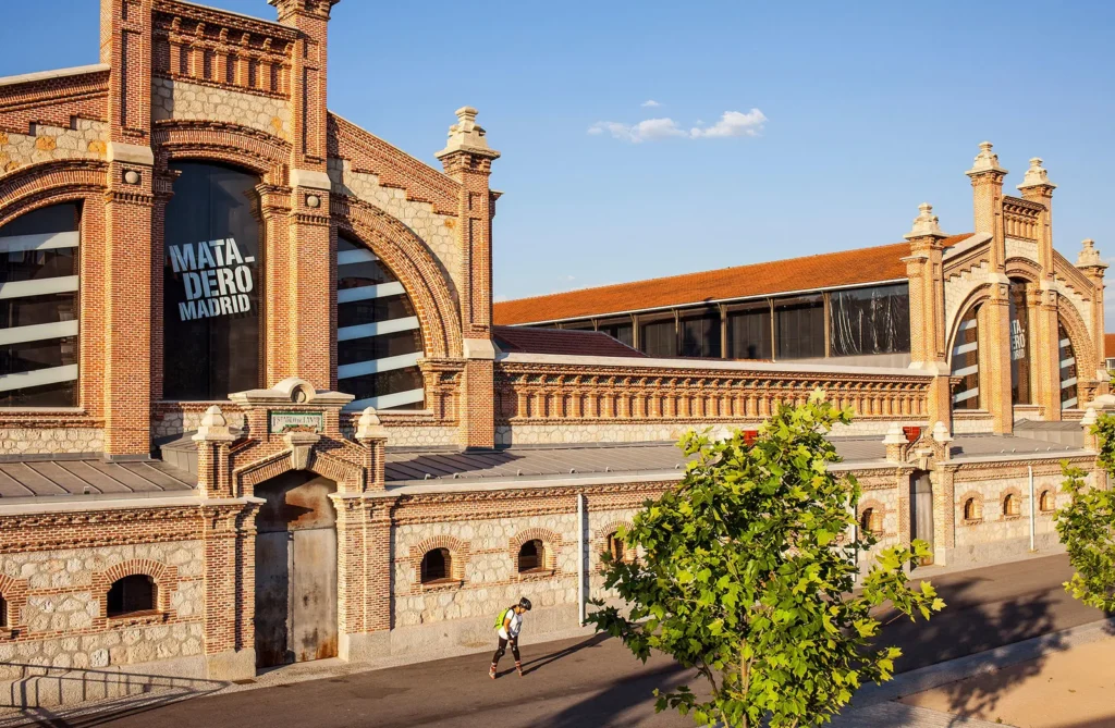 Qué ver en Madrid gratis: Descubre la capital sin gastar 1 euro 12 Wine Gogh
