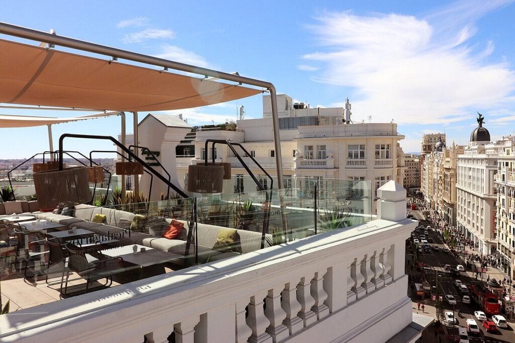 Madrid Rooftop; 5 Impresionantes Rooftops en Madrid y la Experiencia Creativa Definitiva en Wine Gogh 10 Wine Gogh