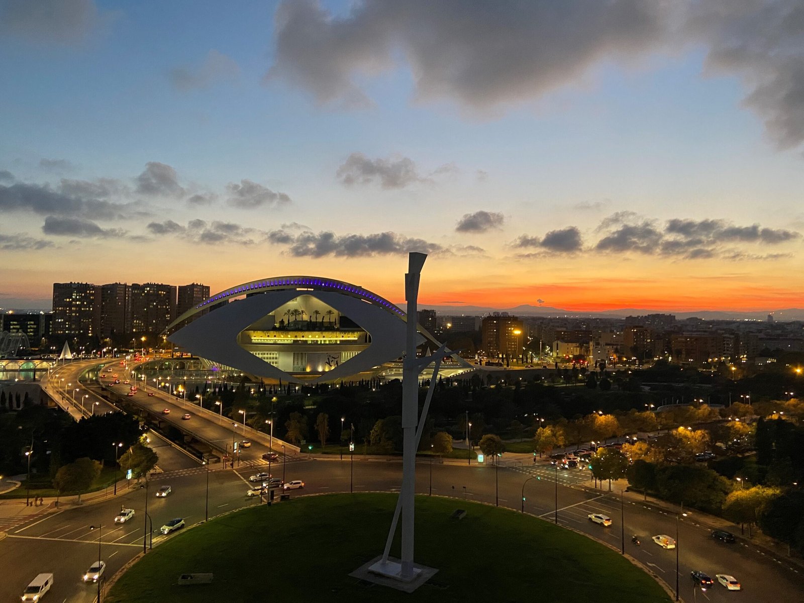 Valencia Rooftop; 5 Increíbles Rooftops en Valencia: Descubre la Experiencia Definitiva con Wine Gogh 5 Wine Gogh