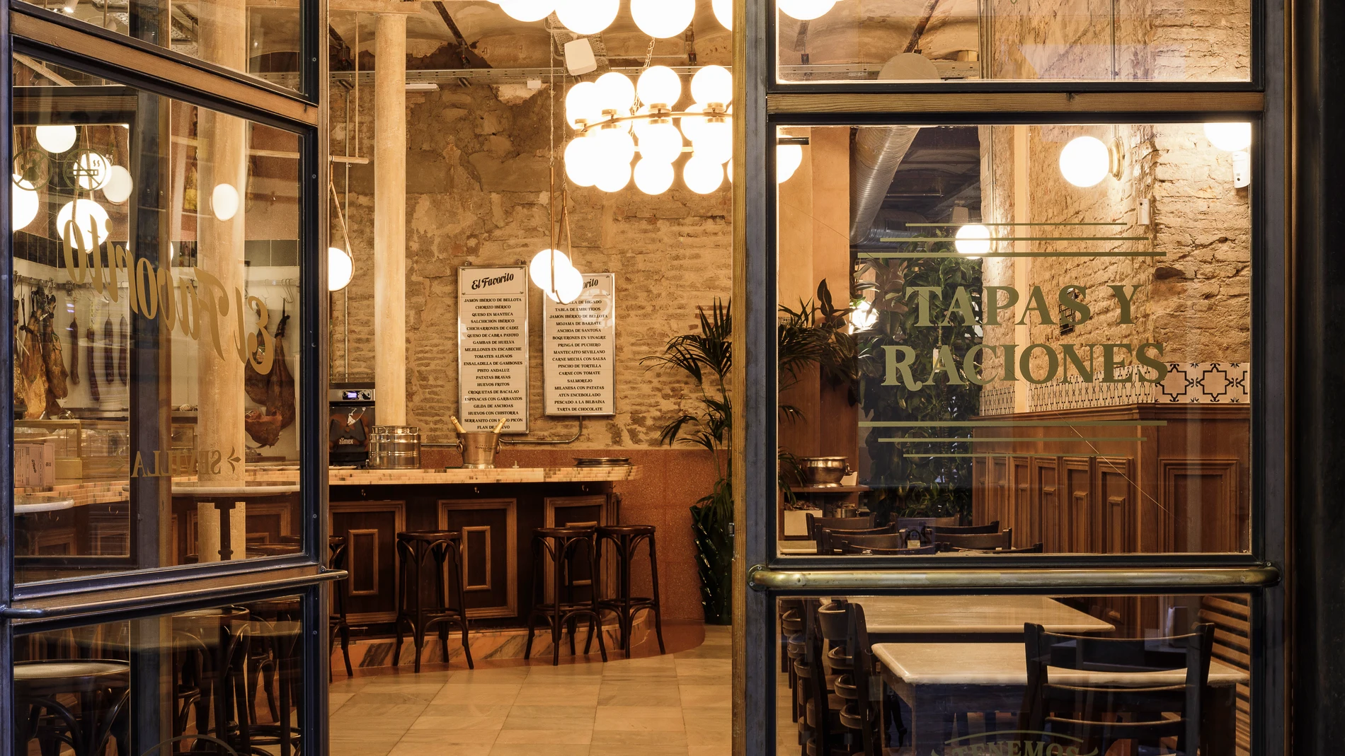 8 Recomendaciones de Sitios para Cenar en Sevilla con Encanto 7 Wine Gogh