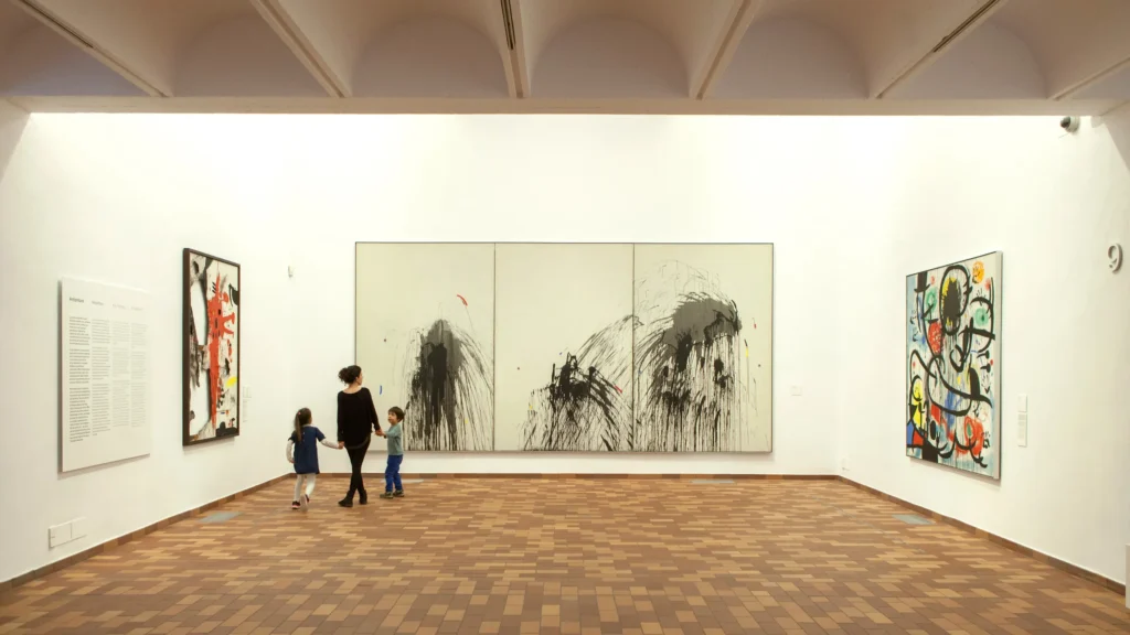 Qué Hacer en Barcelona: 1 Guía Completa de Recomendaciones 12 Wine Gogh