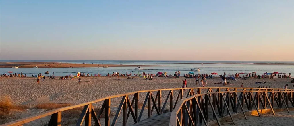 Las Mejores Playas mas cercanas a Sevilla: 1 Guía de Recomendaciones 4 Wine Gogh
