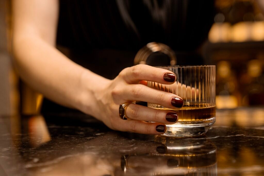 Bar a Tapas en Madrid; 5 Bares de Tapas Imprescindibles en Madrid para una Experiencia Gastronómica Inolvidable 13 Wine Gogh