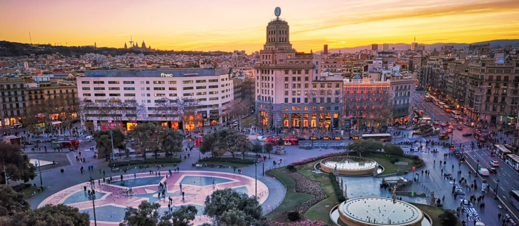 4 Recomendaciones para Visitar la Plaza Cataluña Barcelona 15 Wine Gogh
