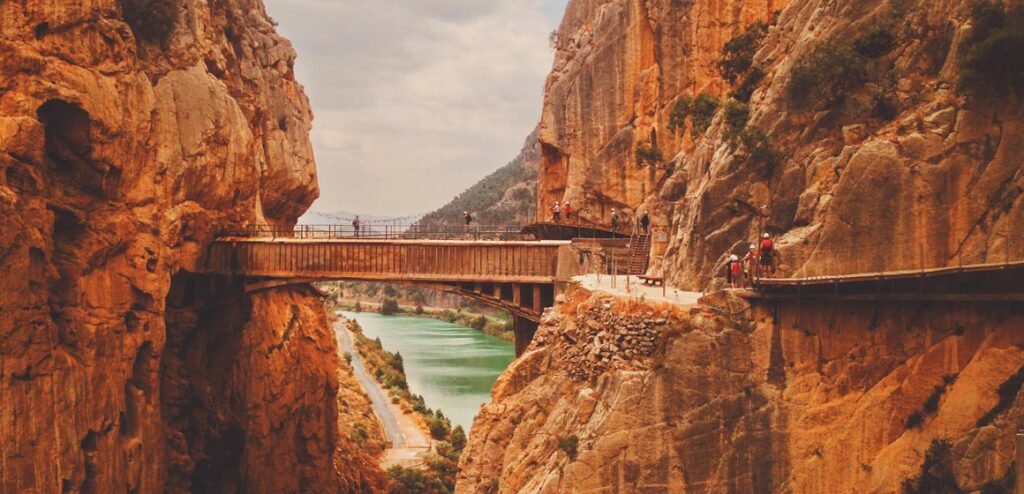 Ruta Senderismo Málaga: 1 Paraíso Natural por Descubrir 3 Wine Gogh
