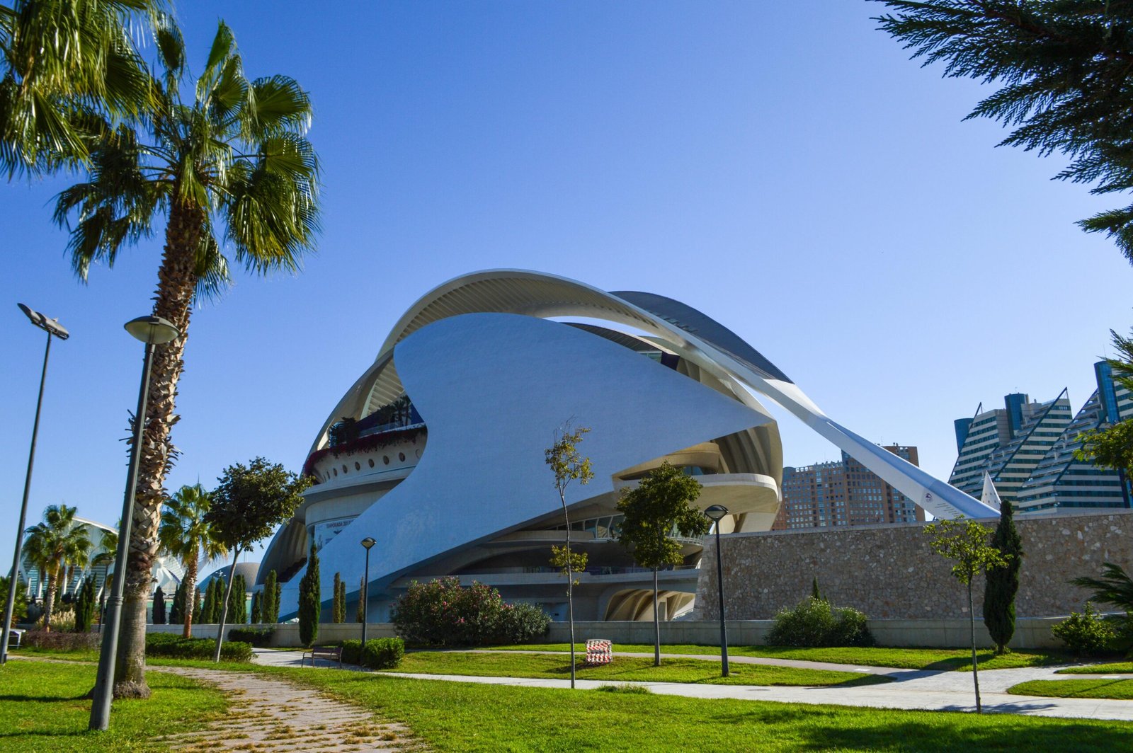 Temperaturas en Valencia: 1 Estudio sobre el Clima Mediterráneo 4 Wine Gogh