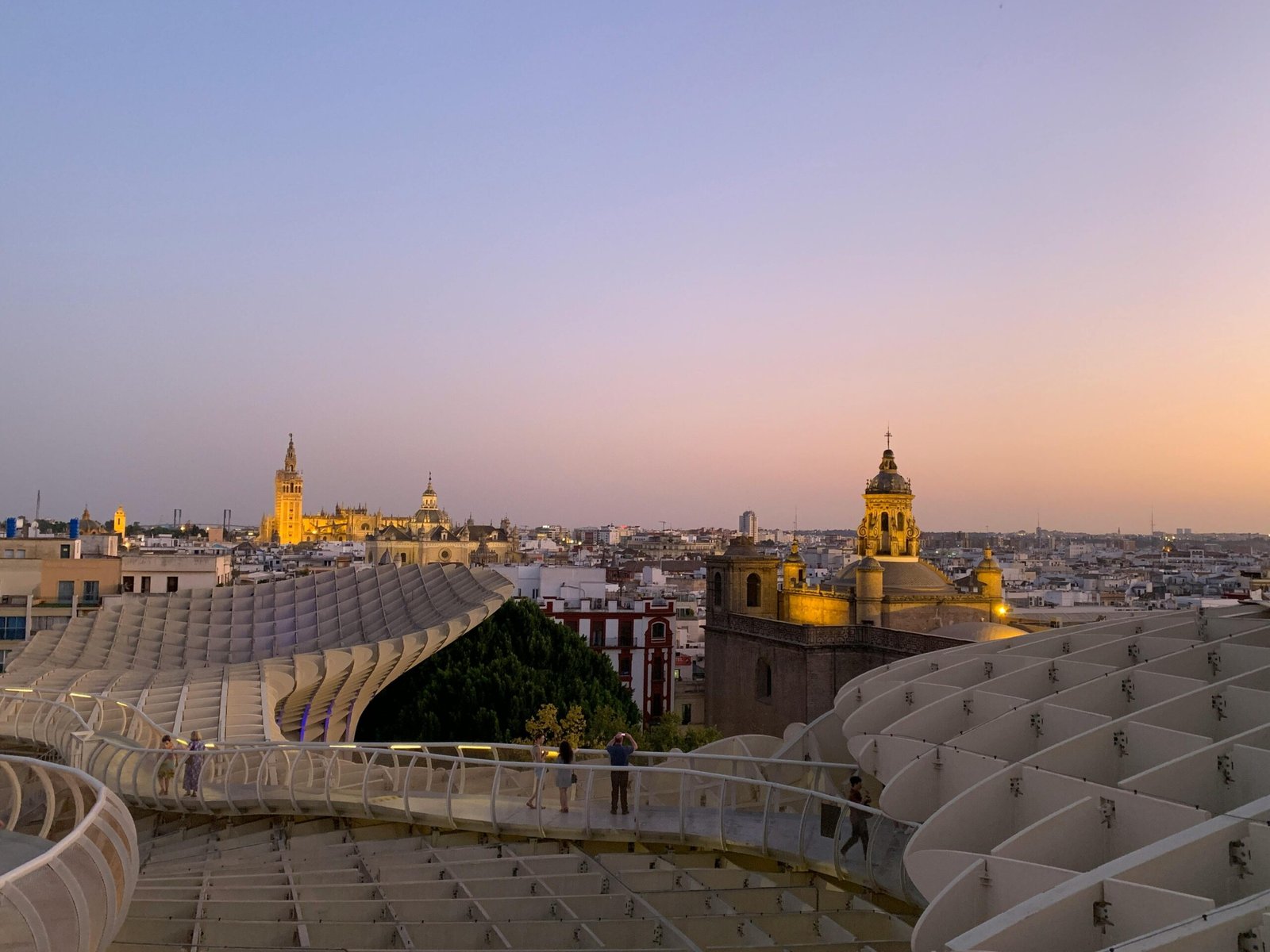 Lugares para visitar en Sevilla; Explora los 5 Lugares Más Fascinantes de Sevilla que No Puedes Perderte 5 pexels theirenelin 2893381 scaled