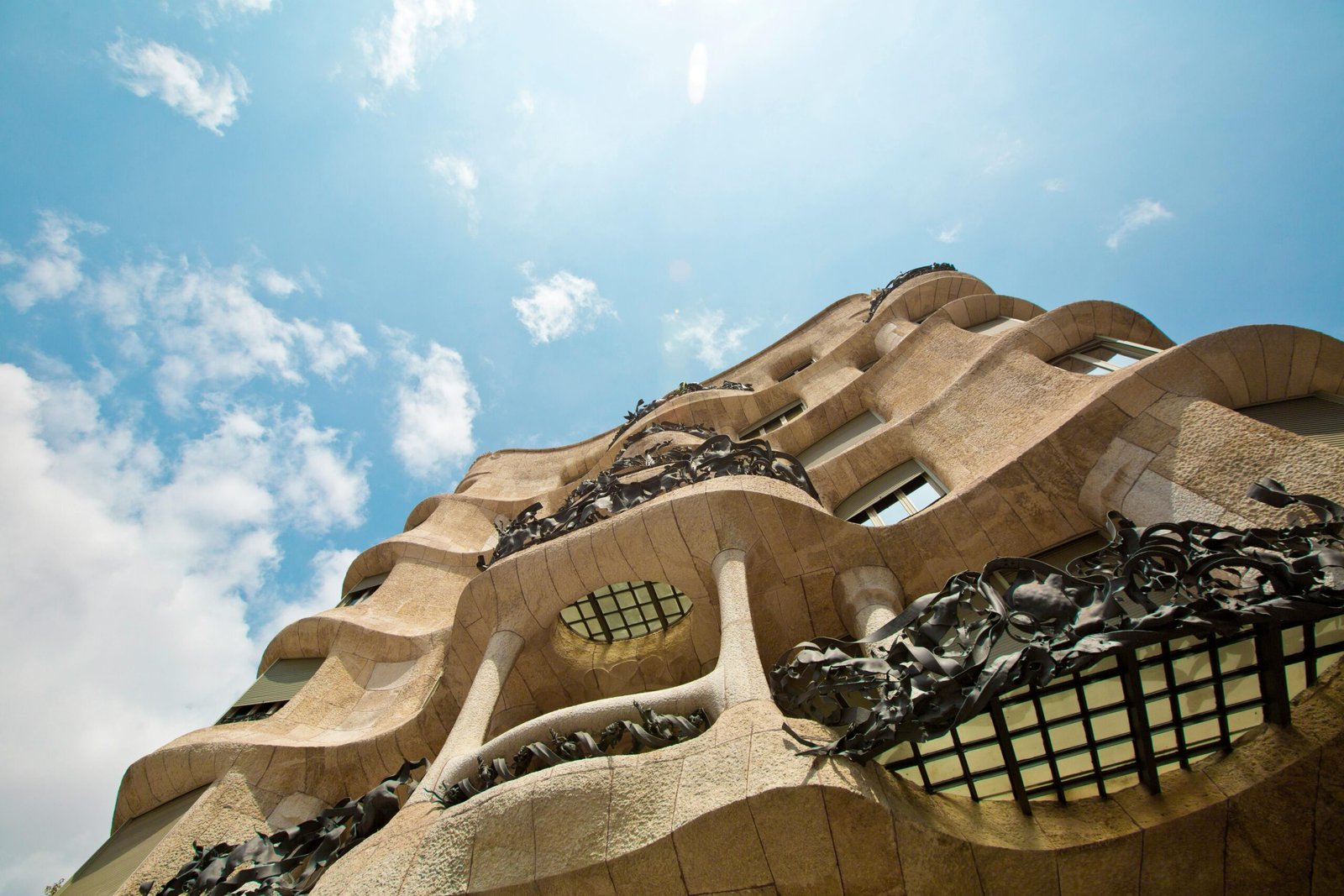 Temperaturas en Barcelona: 1 Análisis Detallado 3 Wine Gogh