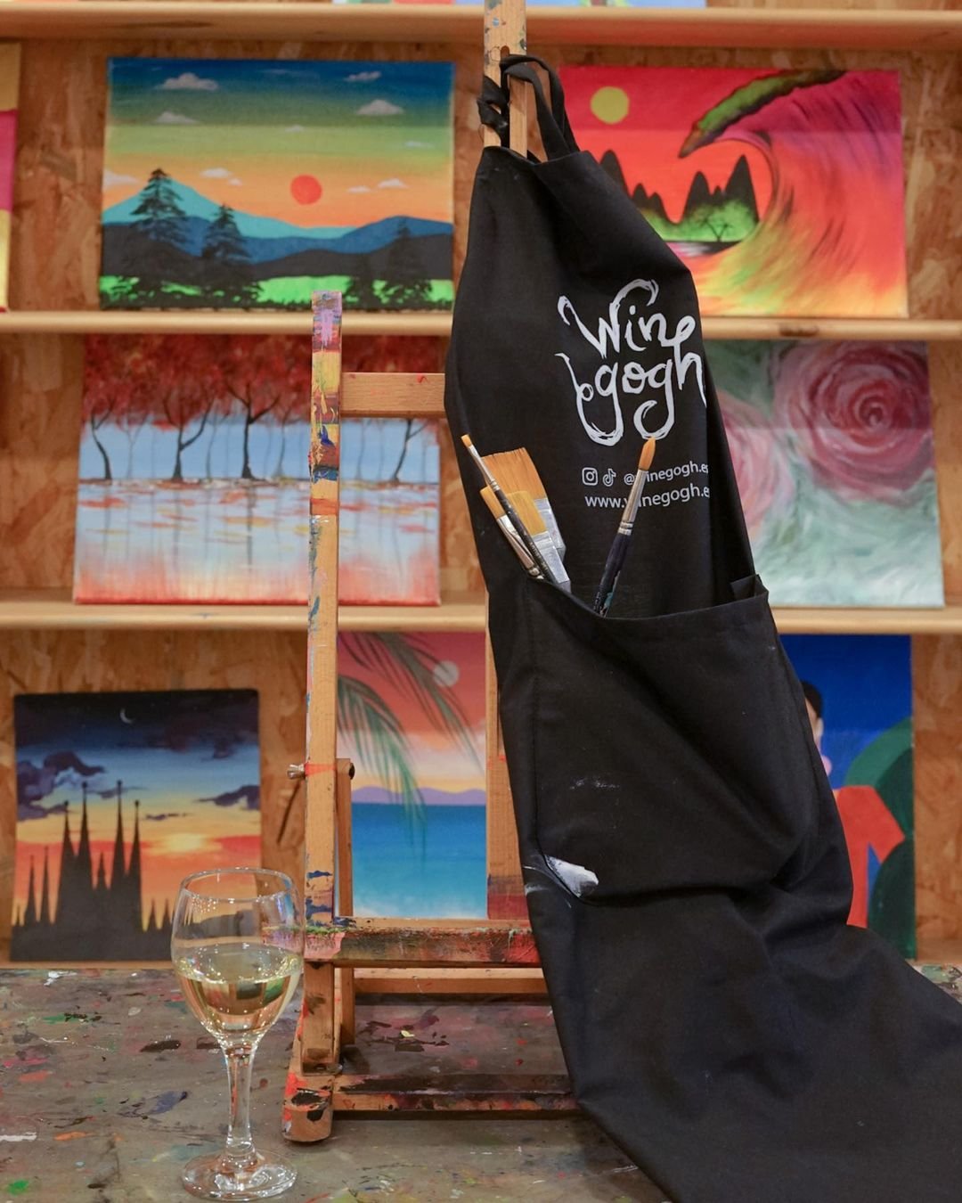 Cursos de pintura en Madrid: Aprende y perfecciona 1 arte en la capital española 5 Wine Gogh