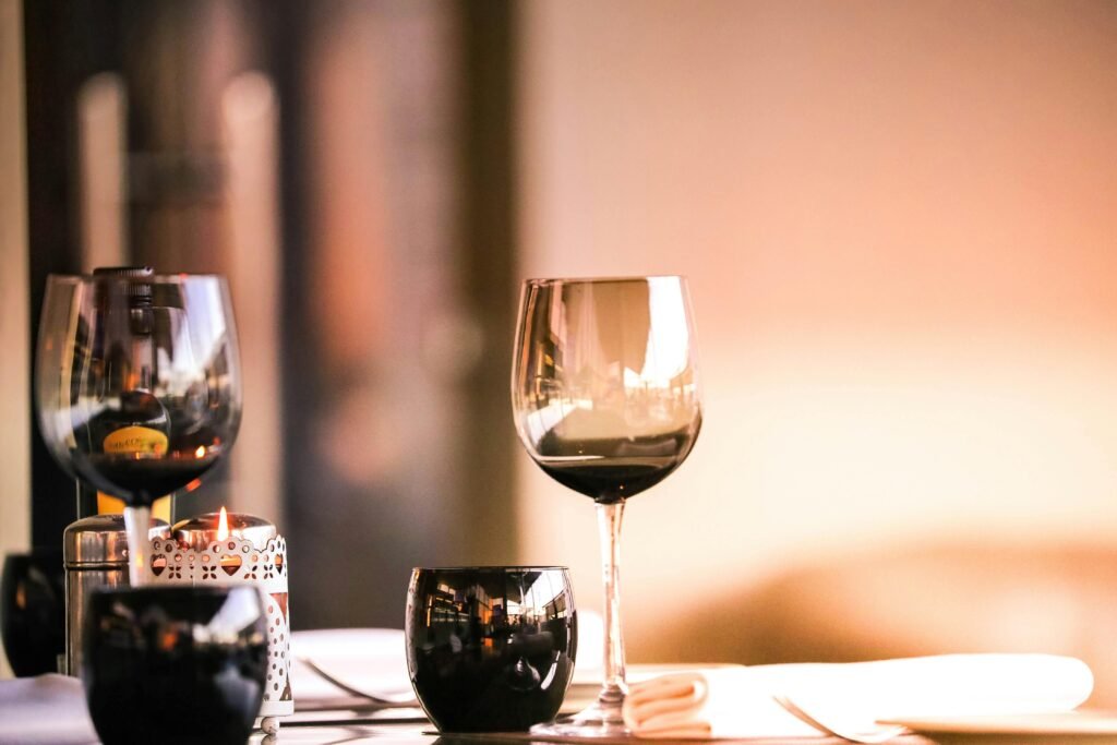 Donde disfrutar un vino en Malaga: 4 Lugares Excepcionales para Disfrutar del Vino en Málaga 1 Winegogh
