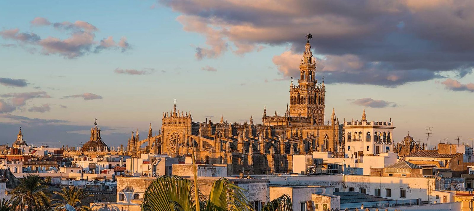 Planes en Sevilla: 1 guía definitiva para descubrir la ciudad 2 catedral sevilla 1