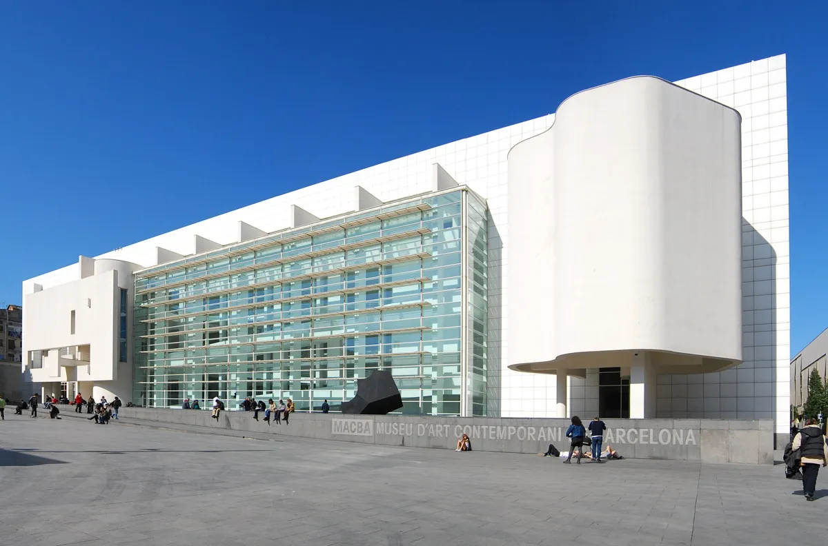 10 exposiciones en Barcelona que no puedes perderte en 2025 2 img macba141451231963