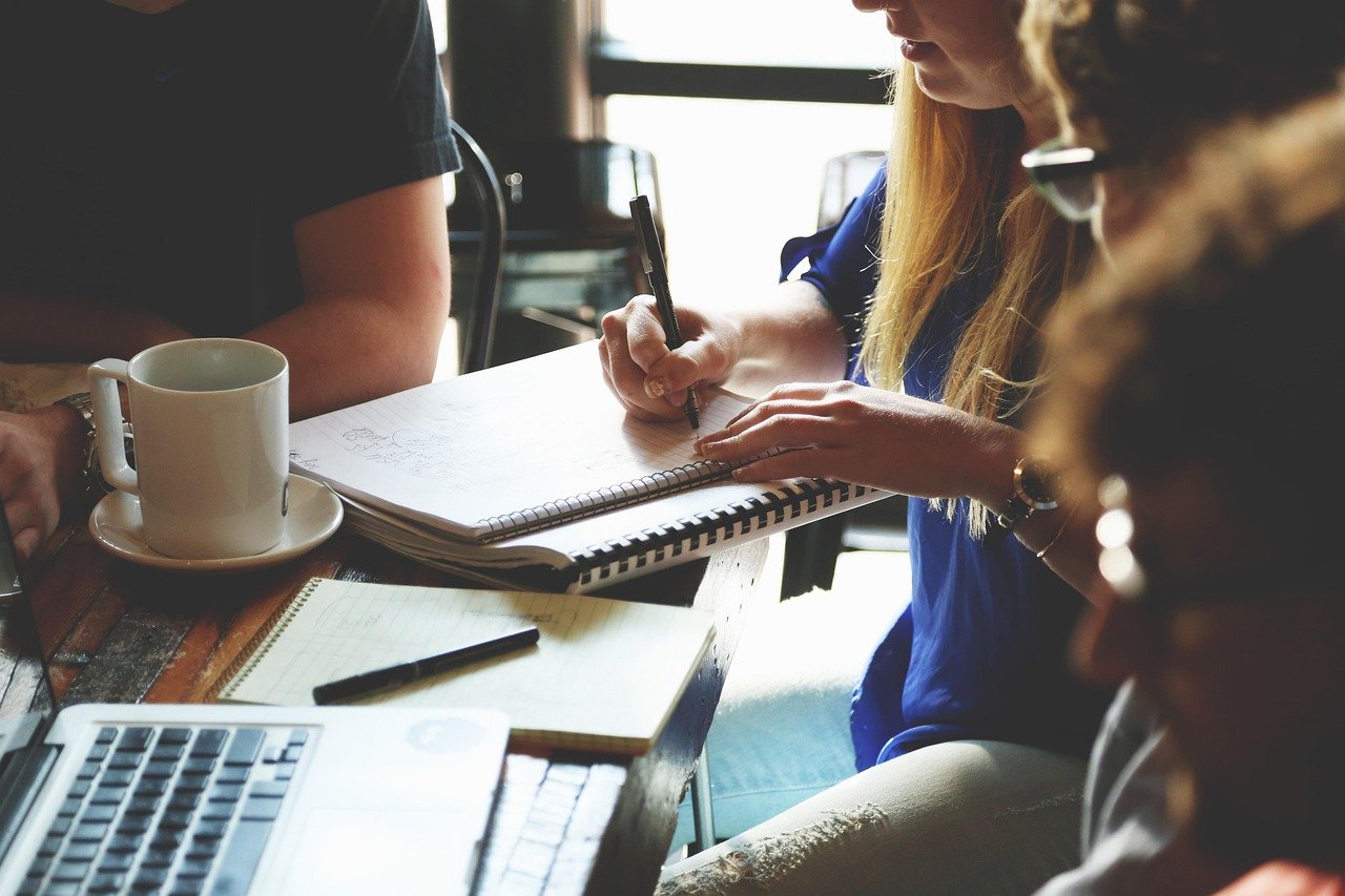 Las 10 mejores actividades de Team Building en Madrid para fortalecer tu equipo y mejorar el rendimiento laboral 1 team building en Madrid