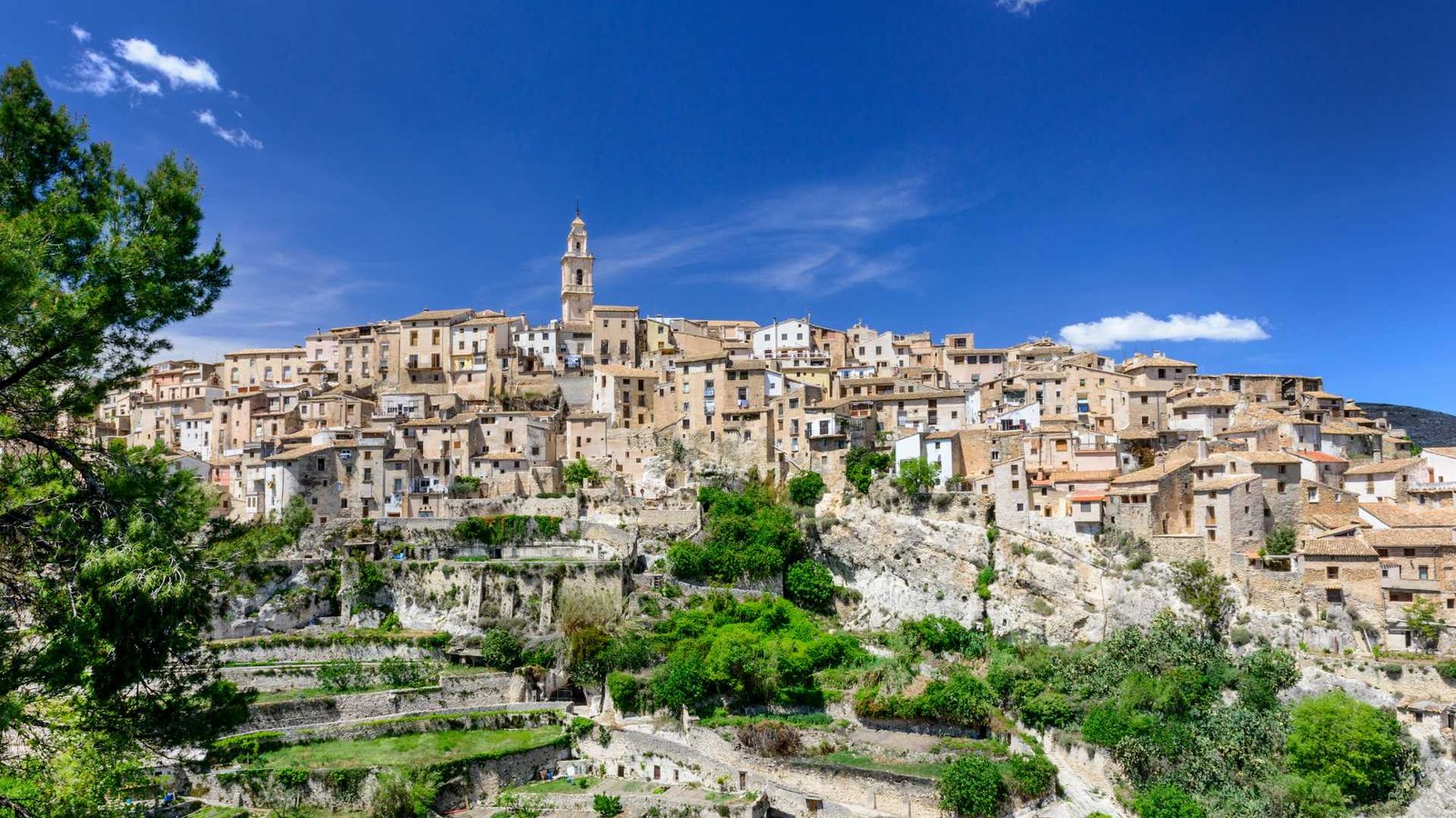Top 7 Escapadas Cerca de Valencia: Los Mejores Destinos para Desconectar y Disfrutar 3 bocairent