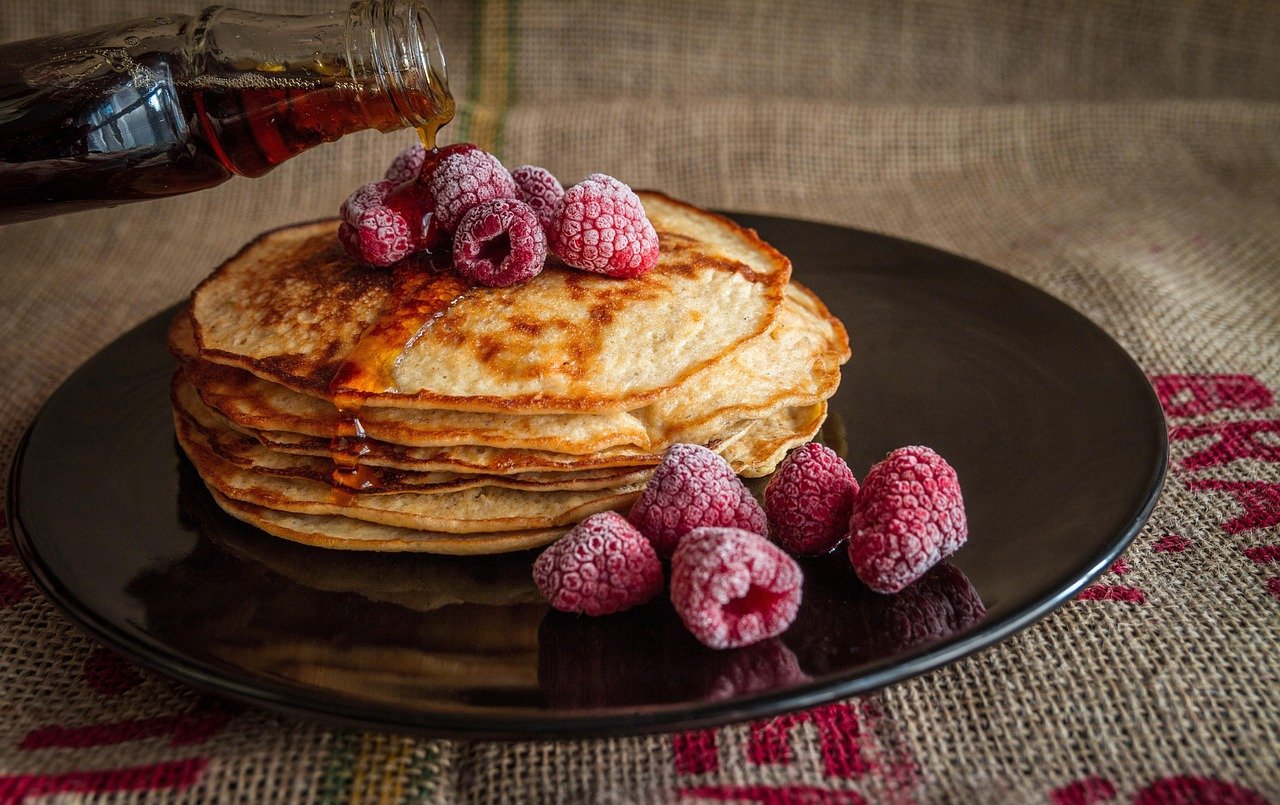 Top 7 Brunch en Valencia: los mejores lugares para disfrutar de mañanas deliciosas 2 pancakes 2291908 1280